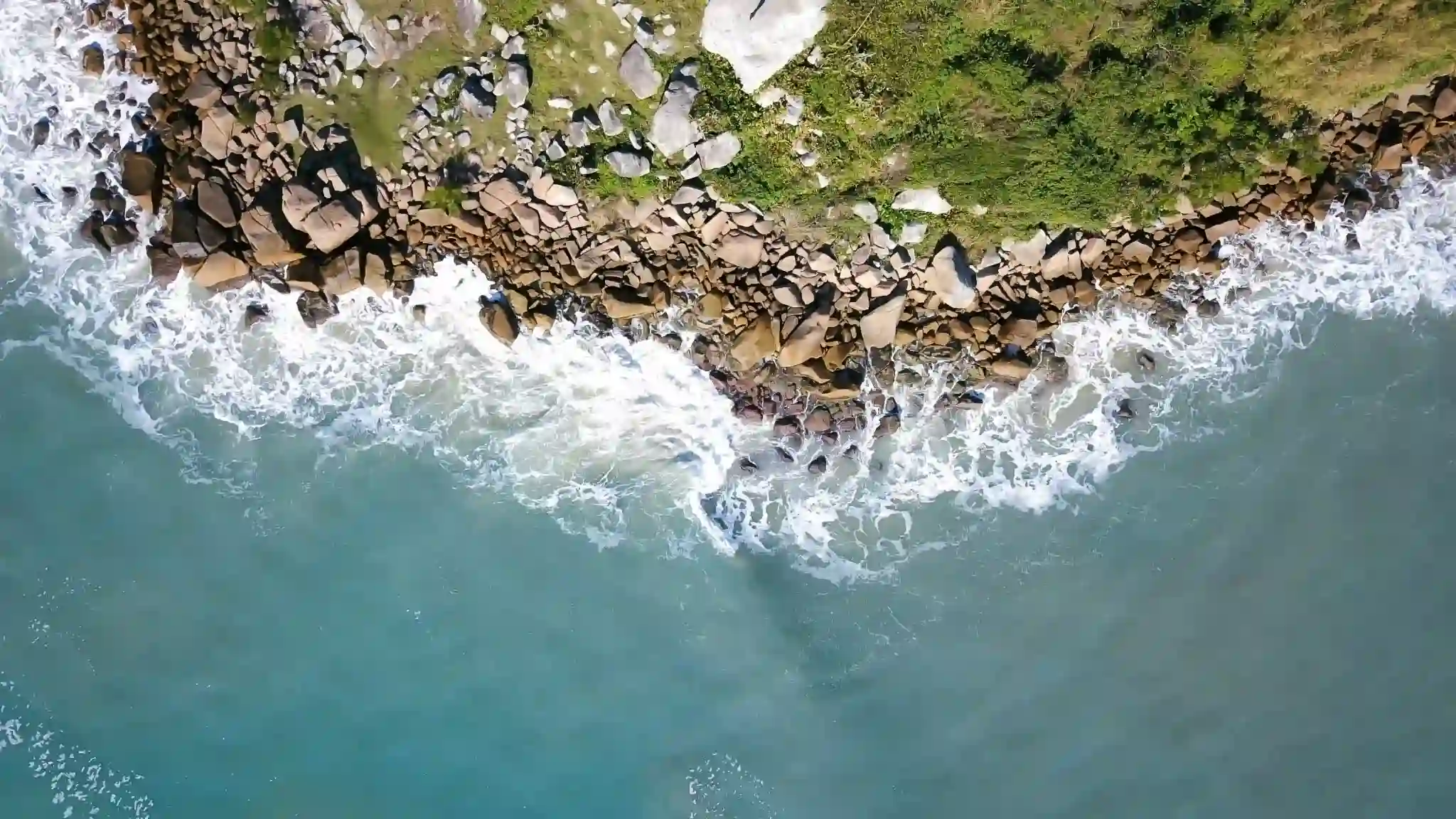 Praia da Pinheira, em Santa Catarina: imagem aérea da praia