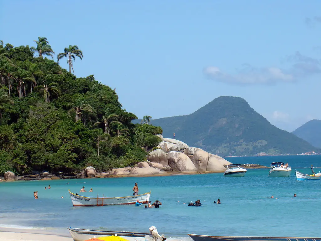 Centro e natureza em perfeita sintonia: Campeche (Florianópolis, SC)