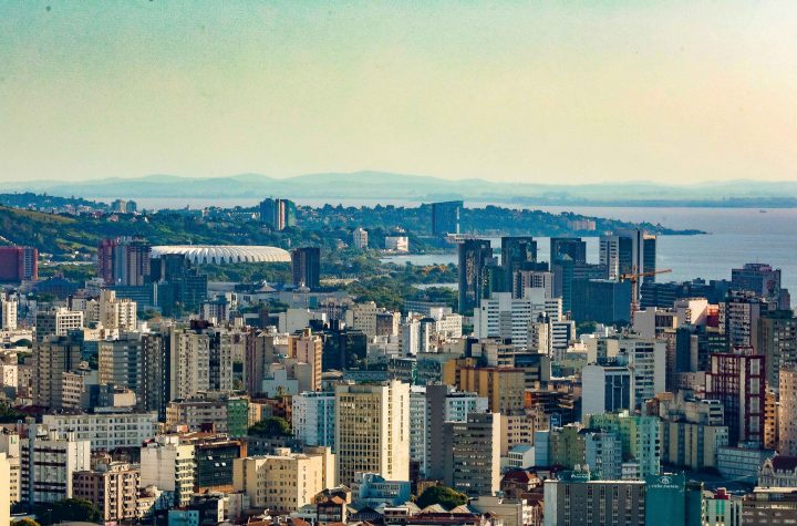 Quais são os melhores bairros para procurar Casas para Alugar em Porto Alegre?