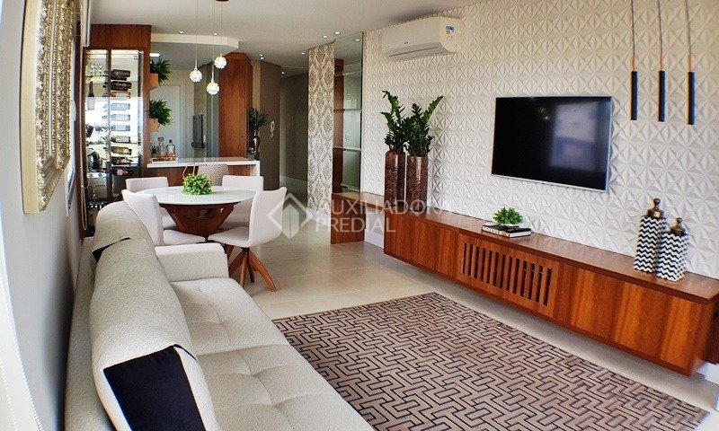 https://www.auxiliadorapredial.com.br/images/vendas/imoveis/299253/iw5hE9R5G9r6w61V_2992535d49c542686a6.jpg