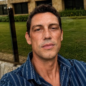 Foto do corretor Nelson Peixoto