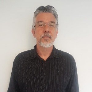 Foto do corretor Rogério Teixeira