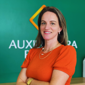 Foto do corretor Neia Teixeira