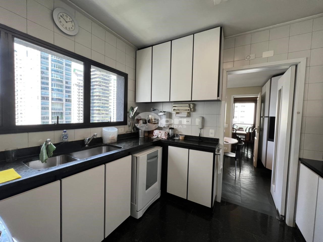 Apartamento, 3 quartos, 215 m² - Foto 10