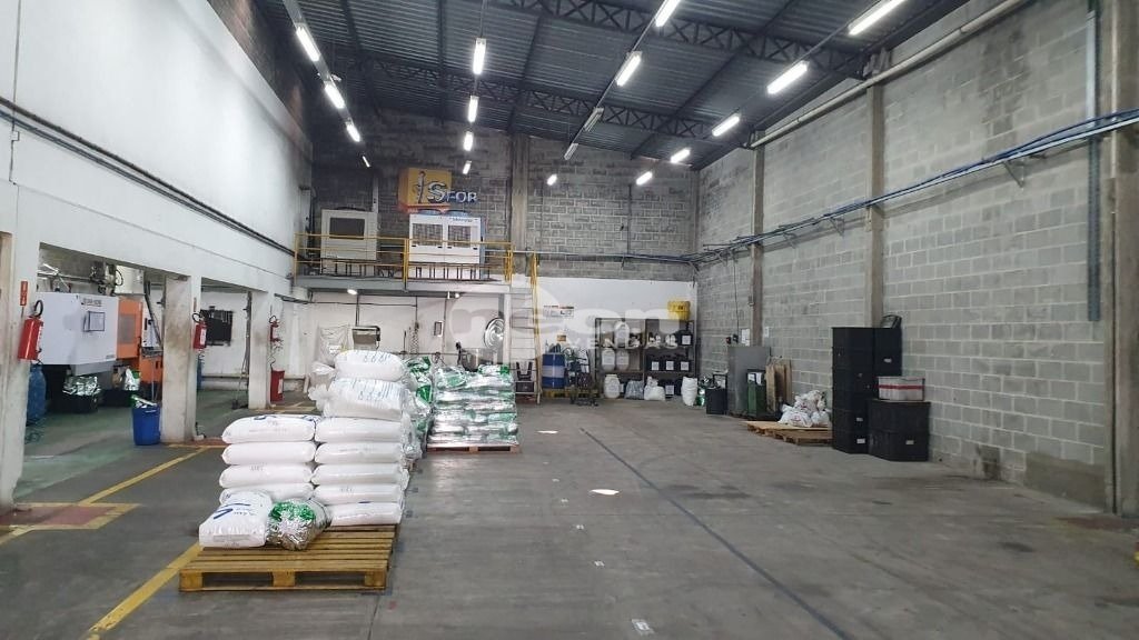 Depósito-Galpão, 660 m² - Foto 2