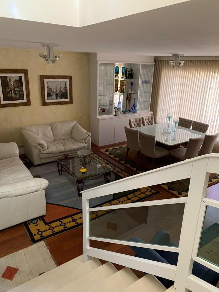 Casa, 3 quartos, 201 m² - Foto 1