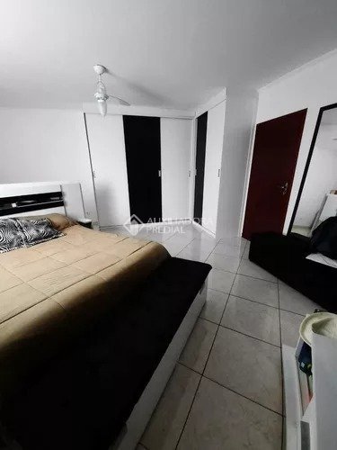 Casa, 3 quartos, 252 m² - Foto 4