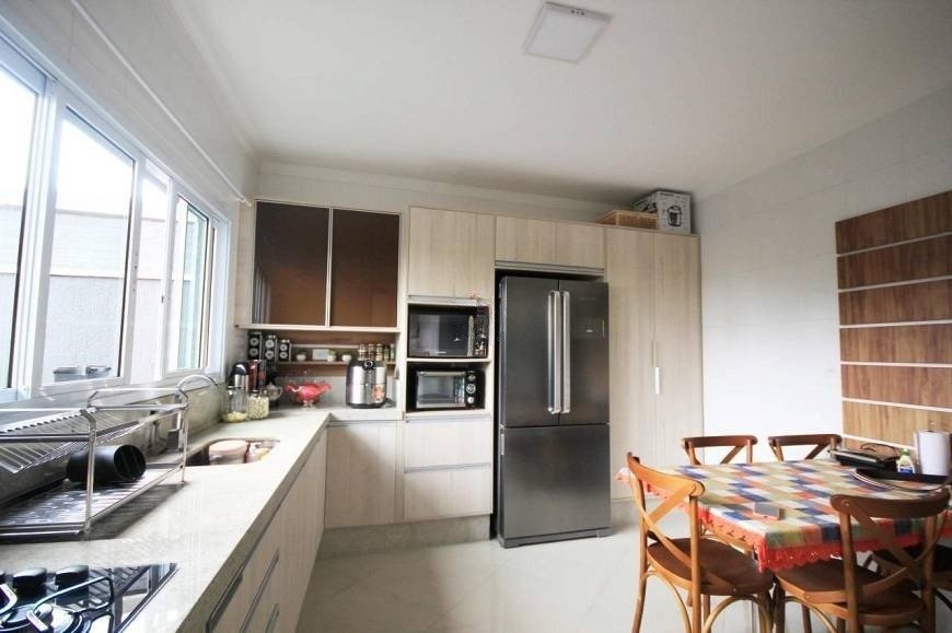 Casa, 3 quartos, 222 m² - Foto 5