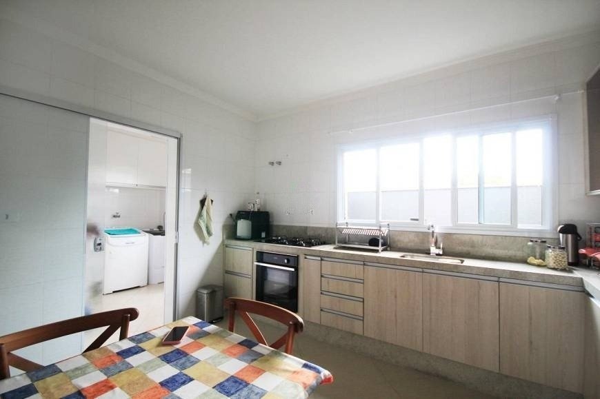 Casa, 3 quartos, 222 m² - Foto 6