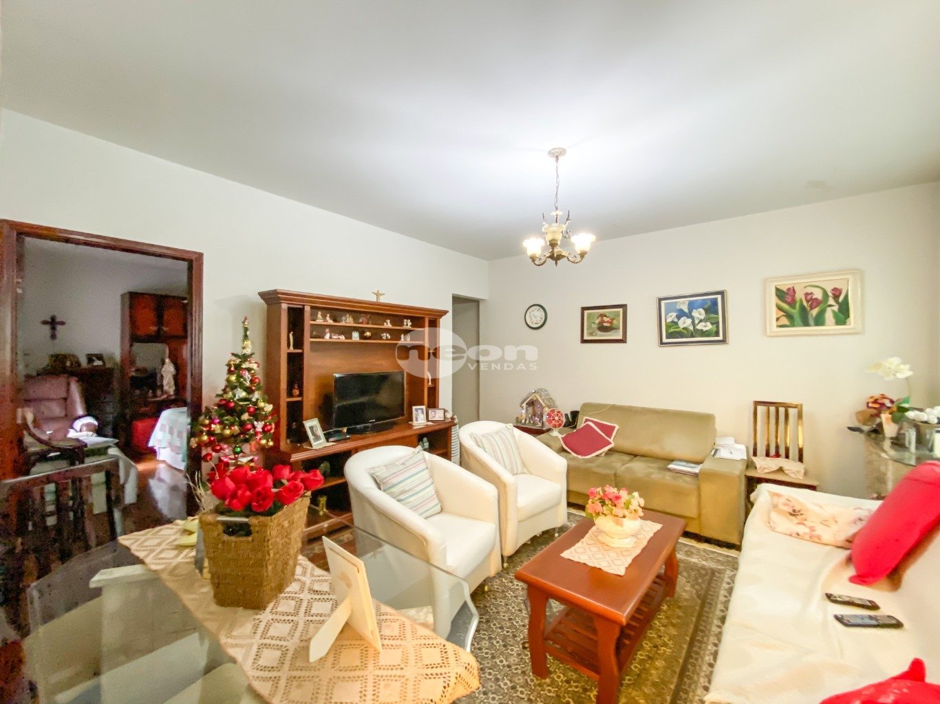 Casa, 3 quartos, 240 m² - Foto 1