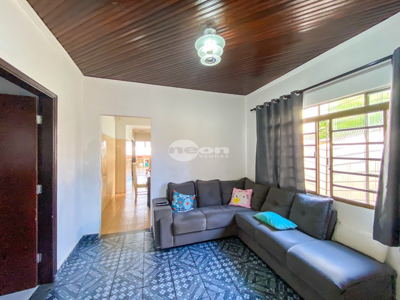 Casa, 3 quartos, 231 m² - Foto 1